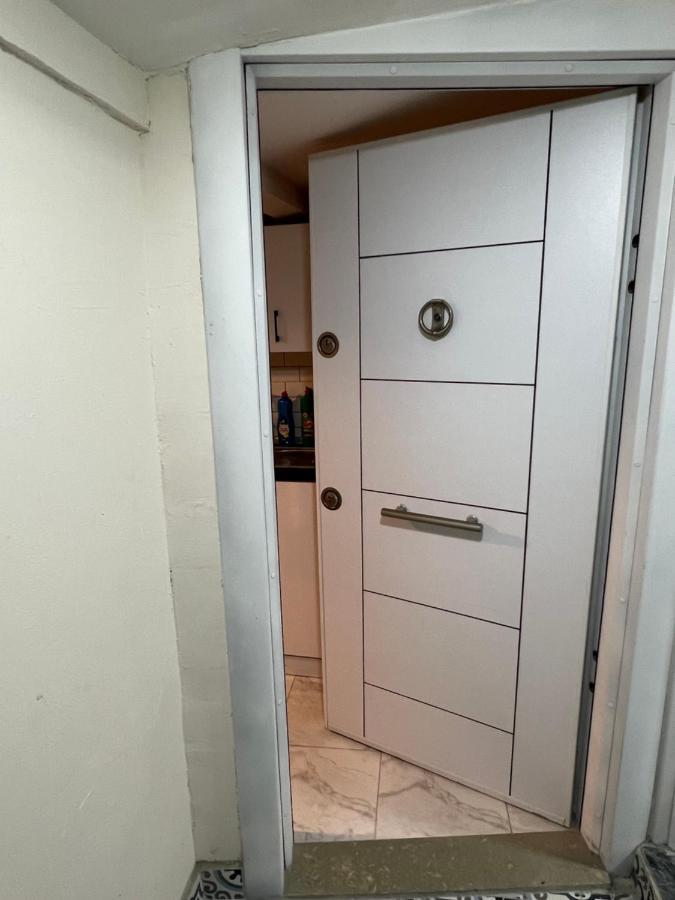 Nobis Harbiye Apartments Istanbul Bagian luar foto